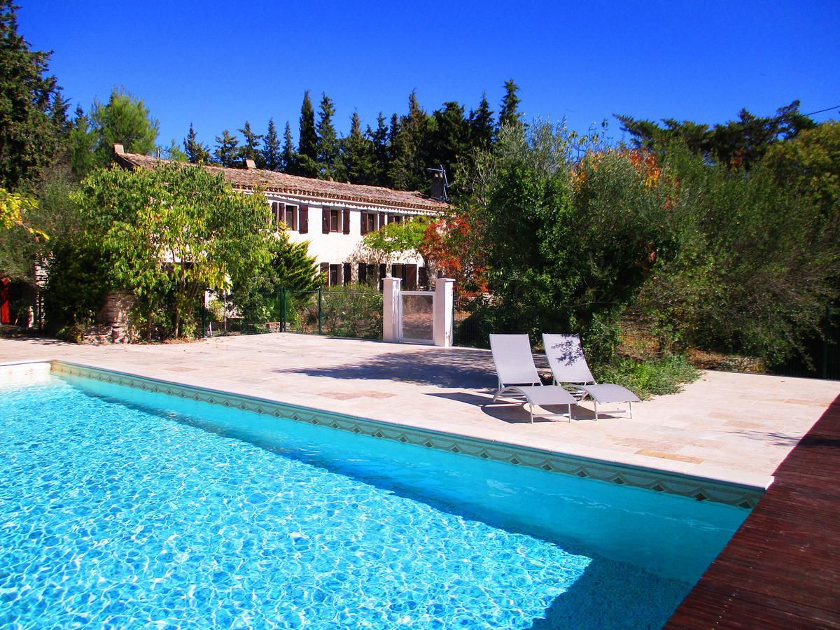 Le Mas Des Lilas Uzes Exterior photo